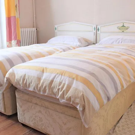 3 Bedroom Amazing Home In Gavray Gavray-sur-Sienne