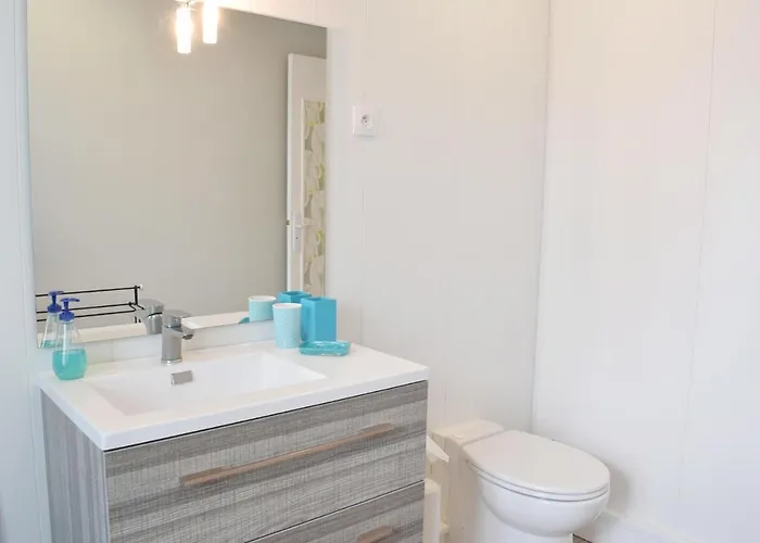 Nyaraló Cozy In With Kitchen Gavray-sur-Sienne